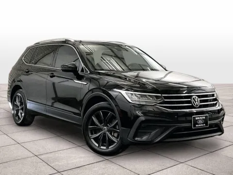 Photos of 2022 Volkswagen Tiguan SE for sale in Dillsburg, PA at Bob Ruth Ford Dillsburg