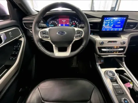 More photos of 2023 Ford Explorer XLT at Bob Ruth Ford Dillsburg, PA