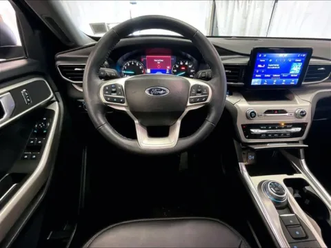 More photos of 2023 Ford Explorer XLT at Bob Ruth Ford Dillsburg, PA