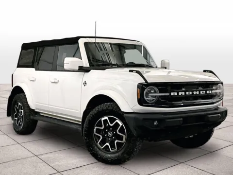 Photos of 2021 Ford Bronco Outer Banks for sale in Dillsburg, PA at Bob Ruth Ford Dillsburg