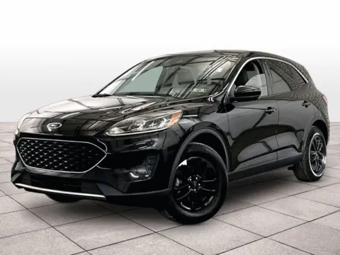 Black 2020 Ford Escape SE for sale in Dillsburg, PA