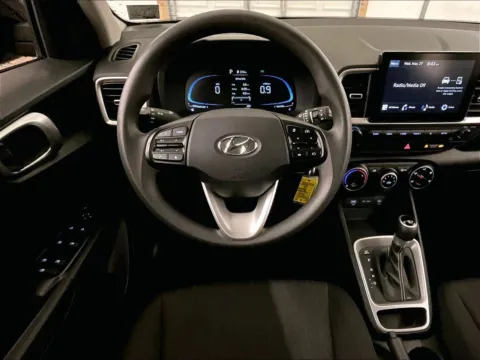 More photos of 2023 Hyundai Venue SE at Bob Ruth Ford Dillsburg, PA