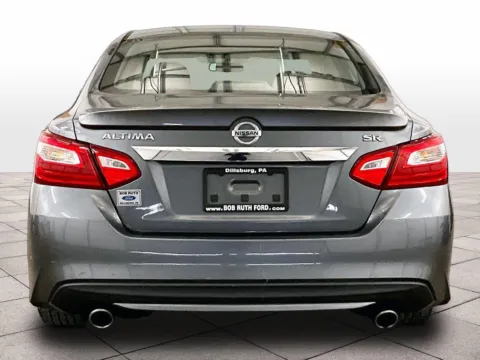 More photos of 2016 Nissan Altima 2.5 SR at Bob Ruth Ford Dillsburg, PA