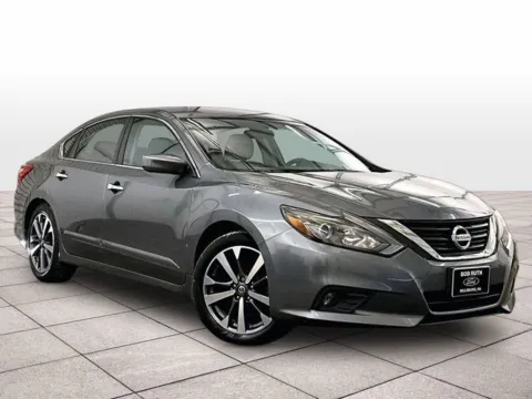 Photos of 2016 Nissan Altima 2.5 SR for sale in Dillsburg, PA at Bob Ruth Ford Dillsburg
