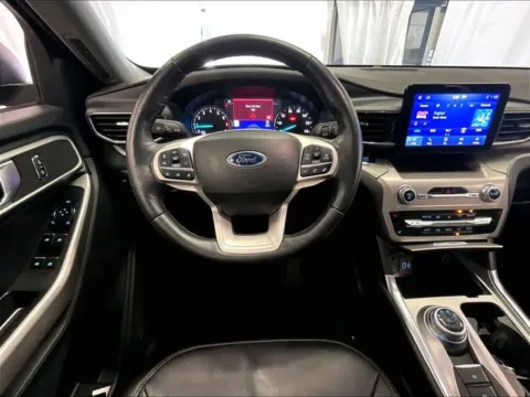 More photos of 2022 Ford Explorer XLT at Bob Ruth Ford Dillsburg, PA