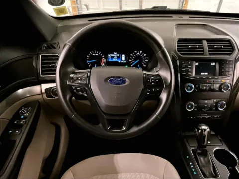More photos of 2018 Ford Explorer at Bob Ruth Ford Dillsburg, PA