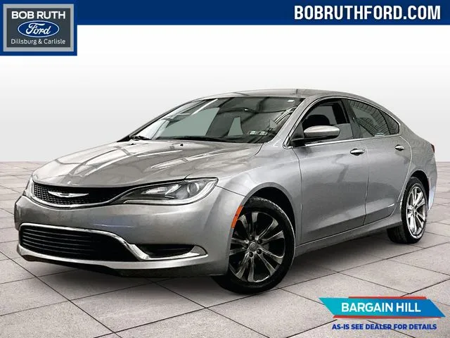 2015 Chrysler 200 Limited's photo