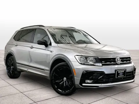 Photos of 2021 Volkswagen Tiguan 2.0T SE R-Line Black for sale in Dillsburg, PA at Bob Ruth Ford Dillsburg