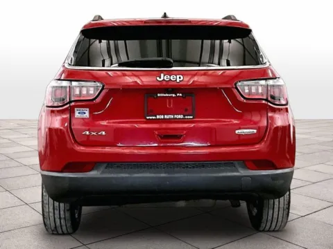 More photos of 2018 Jeep Compass Latitude at Bob Ruth Ford Dillsburg, PA