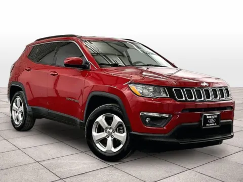 Photos of 2018 Jeep Compass Latitude for sale in Dillsburg, PA at Bob Ruth Ford Dillsburg