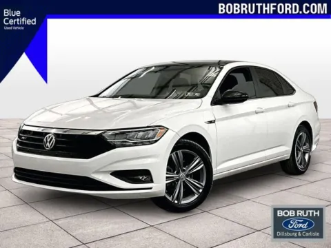 White 2019 Volkswagen Jetta R-Line for sale in Dillsburg, PA