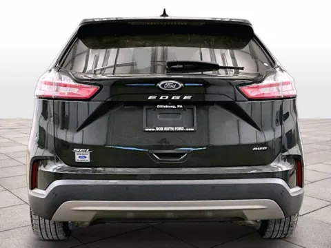 More photos of 2022 Ford Edge SEL at Bob Ruth Ford Dillsburg, PA