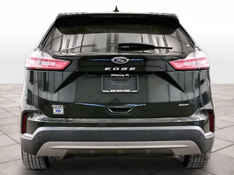 More photos of 2022 Ford Edge SEL at Bob Ruth Ford Dillsburg, PA