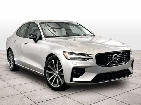 Photos of 2022 Volvo S60 B5 Momentum for sale in Dillsburg, PA at Bob Ruth Ford Dillsburg