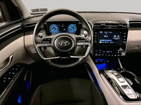 More photos of 2022 Hyundai Tucson Hybrid SEL Convenience at Bob Ruth Ford Dillsburg, PA