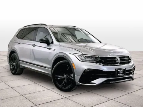 Photos of 2023 Volkswagen Tiguan 2.0T SE R-Line Black for sale in Dillsburg, PA at Bob Ruth Ford Dillsburg