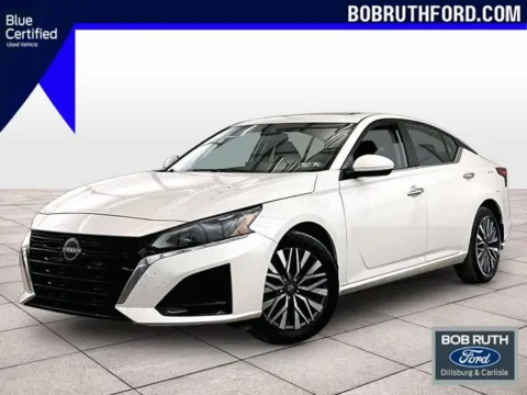 White 2023 Nissan Altima 2.5 SV for sale in Dillsburg, PA