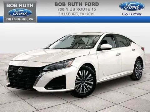 White 2023 Nissan Altima 2.5 SV for sale in Dillsburg, PA