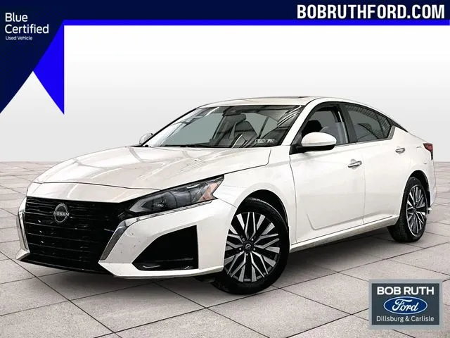White 2023 Nissan Altima 2.5 SV for sale in Dillsburg, PA