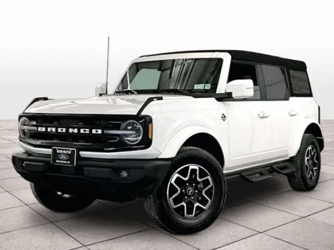 White 2024 Ford Bronco Outer Banks for sale in Dillsburg, PA