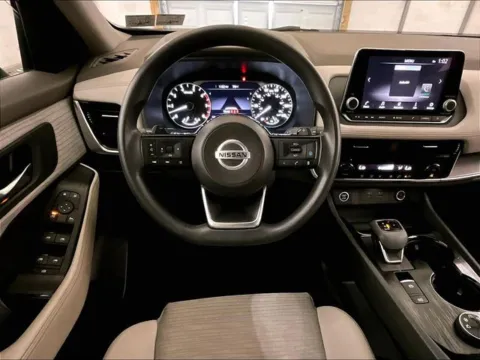 More photos of 2021 Nissan Rogue SV at Bob Ruth Ford Dillsburg, PA