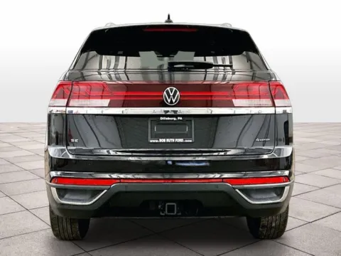 More photos of 2024 Volkswagen Atlas Cross Sport 2.0T SE w/Technology at Bob Ruth Ford Dillsburg, PA