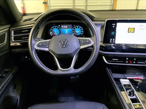 More photos of 2024 Volkswagen Atlas Cross Sport 2.0T SE w/Technology at Bob Ruth Ford Dillsburg, PA