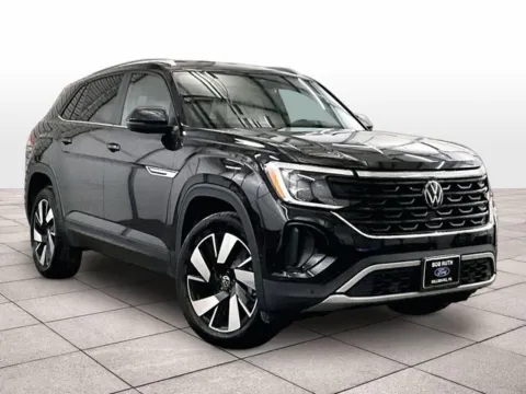 Photos of 2024 Volkswagen Atlas Cross Sport 2.0T SE w/Technology for sale in Dillsburg, PA at Bob Ruth Ford Dillsburg