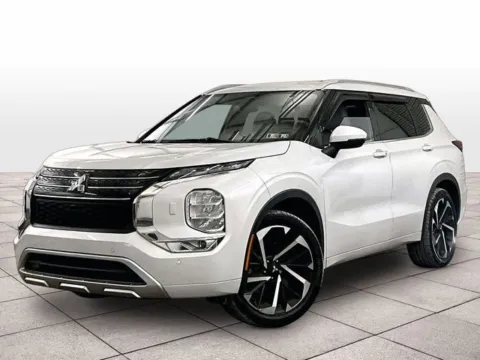 White 2022 Mitsubishi Outlander SEL for sale in Dillsburg, PA