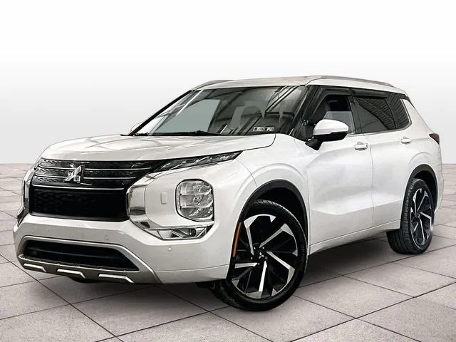 2022 Mitsubishi Outlander SEL Special Edition S-AWC's photo