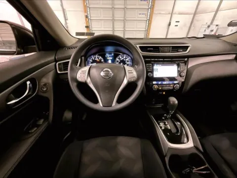 More photos of 2015 Nissan Rogue SV at Bob Ruth Ford Dillsburg, PA