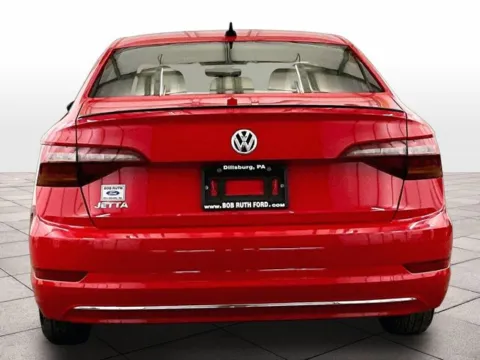 More photos of 2019 Volkswagen Jetta SEL at Bob Ruth Ford Dillsburg, PA