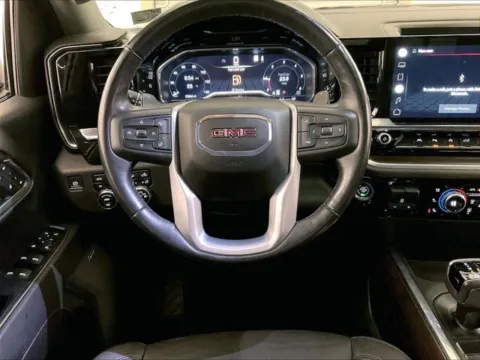 More photos of 2022 GMC Sierra 1500 SLT at Bob Ruth Ford Dillsburg, PA
