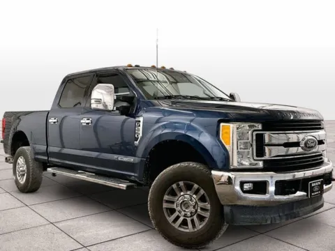 Photos of 2017 Ford F-250SD XLT for sale in Dillsburg, PA at Bob Ruth Ford Dillsburg