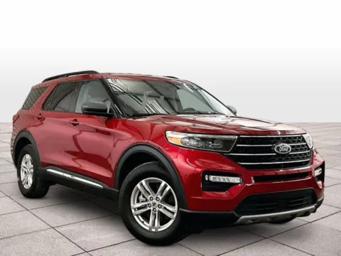 Photos of 2023 Ford Explorer XLT for sale in Dillsburg, PA at Bob Ruth Ford Dillsburg