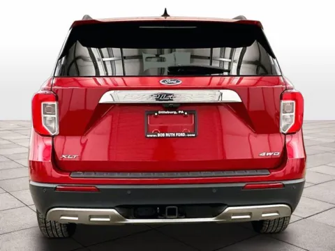 More photos of 2023 Ford Explorer XLT at Bob Ruth Ford Dillsburg, PA