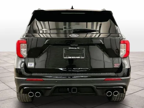 More photos of 2020 Ford Explorer ST at Bob Ruth Ford Dillsburg, PA