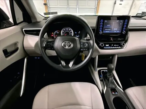 More photos of 2022 Toyota Corolla Cross L at Bob Ruth Ford Dillsburg, PA