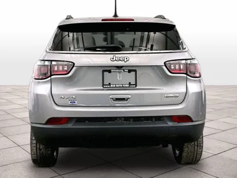 More photos of 2021 Jeep Compass Latitude at Bob Ruth Ford Dillsburg, PA