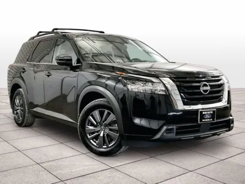 Photos of 2022 Nissan Pathfinder SV for sale in Dillsburg, PA at Bob Ruth Ford Dillsburg