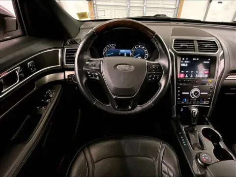 More photos of 2017 Ford Explorer Platinum at Bob Ruth Ford Dillsburg, PA