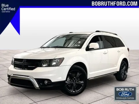 White 2019 Dodge Journey Crossroad for sale in Dillsburg, PA