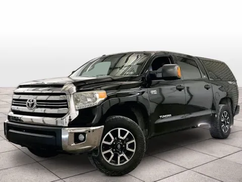 Black 2016 Toyota Tundra SR5 for sale in Dillsburg, PA