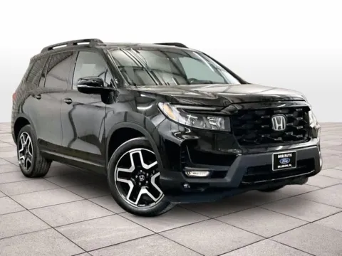 Photos of 2022 Honda Passport Elite for sale in Dillsburg, PA at Bob Ruth Ford Dillsburg