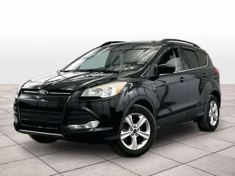 Black 2015 Ford Escape SE for sale in Dillsburg, PA