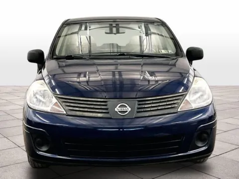 More photos of 2009 Nissan Versa 1.6 at Bob Ruth Ford Dillsburg, PA