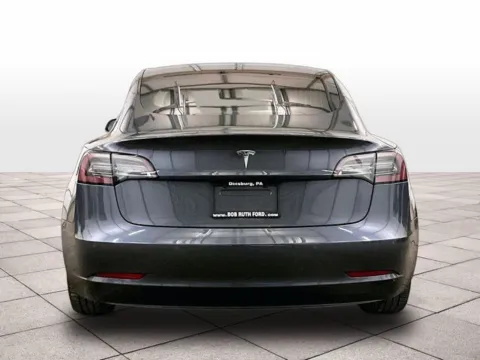 More photos of 2018 Tesla Model 3 Long Range at Bob Ruth Ford Dillsburg, PA