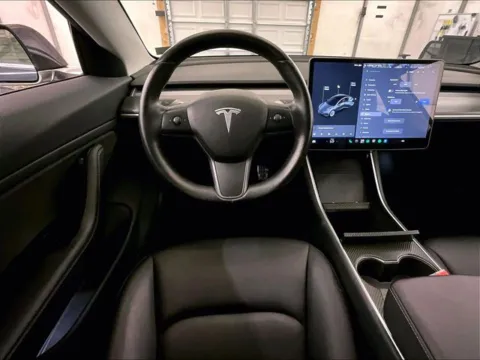 More photos of 2018 Tesla Model 3 Long Range at Bob Ruth Ford Dillsburg, PA