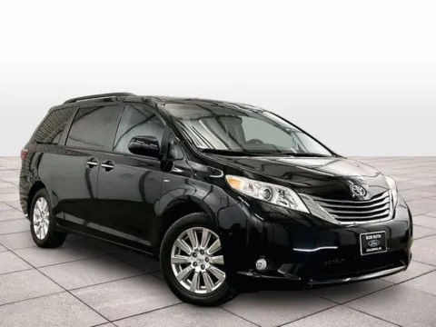 Photos of 2017 Toyota Sienna XLE Premium for sale in Dillsburg, PA at Bob Ruth Ford Dillsburg
