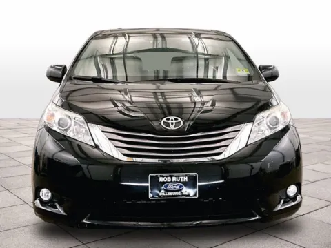 Another view of 2017 Toyota Sienna XLE Premium for sale in Dillsburg, PA at Bob Ruth Ford Dillsburg